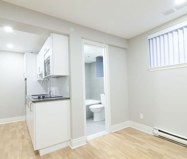 25 Avenue des Pins O, Montréal, QC - Photo 5