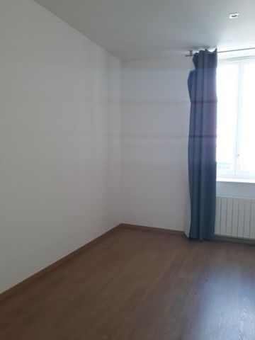 Centre-Ville - Appartement - T3 - BOURG EN BRESSE - Photo 5