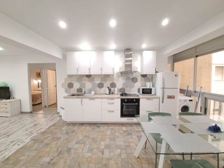 Renovated 2 bedroom apartment for rent in Calpe with pool - Photo 3