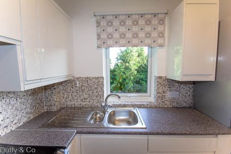 1 bedroom retirement property to rent - Photo 4