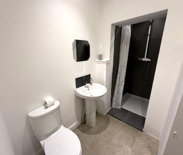 1 bedroom flat to rent - Photo 6
