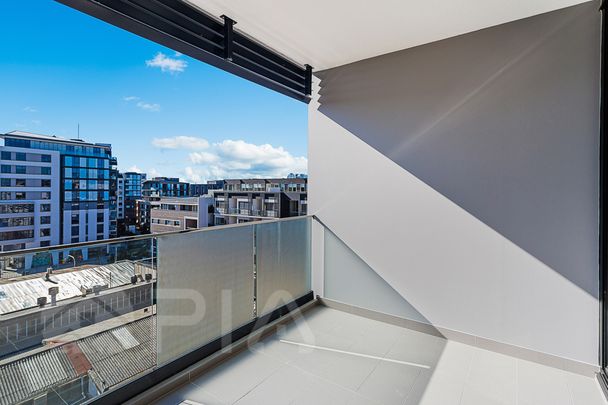 As New Elite apartment in Lewisham with allocated car space in the basement. Please contact with Tom Fu 0450928281 - Photo 1