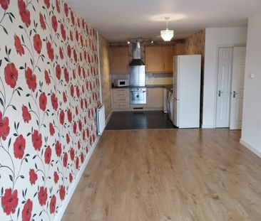 2 Bed Flat, Woodall Court, CR0 - Photo 1