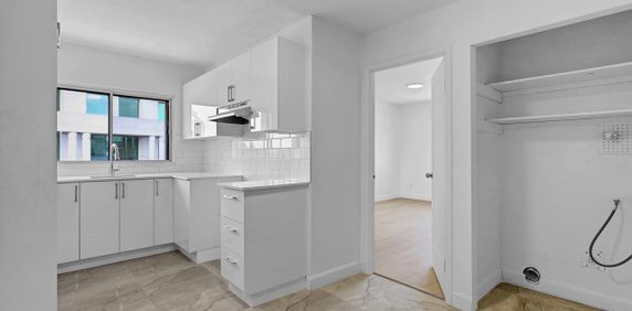 7130-302 - 7085 Boulevard Viau, Saint-Leonard - Photo 2