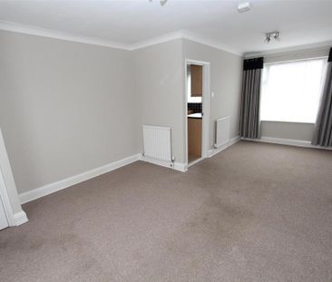 2 bedroom detached house to rent - Photo 4