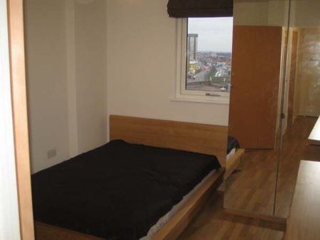 1 Bed Flat, City Gate House, IG2 - Photo 5