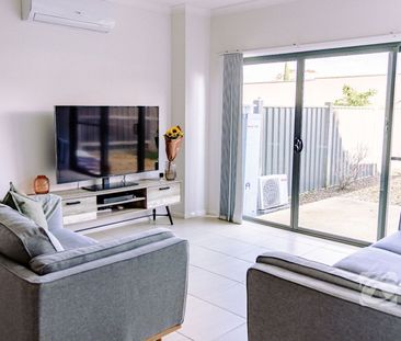 BEAUTIFUL 4 BEDROOM HOME - Photo 1