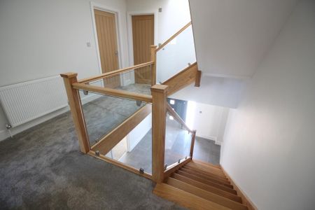 5 bedroom detached house to rent - Photo 5