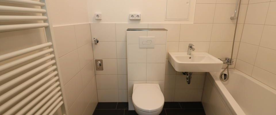 Ich hab´geträumt von dir - großzügige 3RW mit modernisiertem Wannenbad - Foto 1