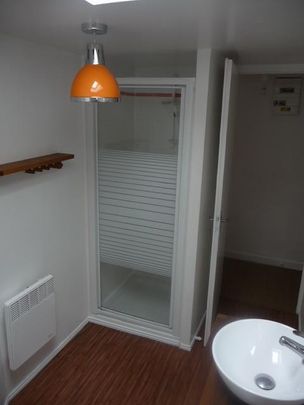 Location Appartement 2 pièces 33m² BORDEAUX 33000 - Photo 1
