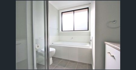 FOUR BEDROOM HOUSE CLOSE TO LEPPINGTON STATION - Photo 3