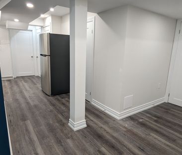 For Lease - 5654 Churchill Meadows Boulevard Unit# Basement Unit, M... - Photo 3