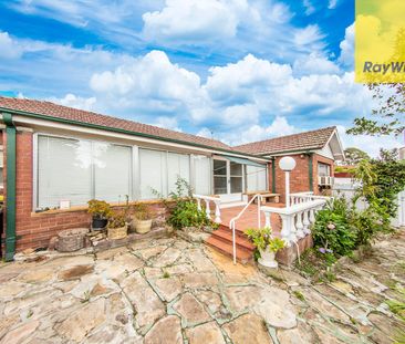 Located in one of the best streets in North Parramatta - Photo 3