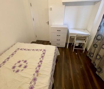 Room in a Shared House, Nethercott House, E3 - Photo 4