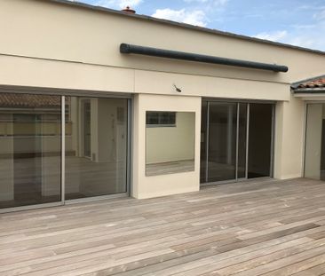 Location Appartement 5 pièces 176m² BORDEAUX 33000 - Photo 5