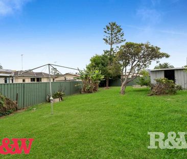 SPACIOUS FAMILY HOME IN BRADBURY !! - Photo 4