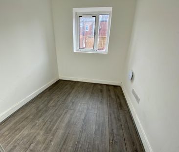 Dunstan Street, Bolton - Photo 4