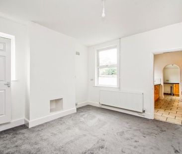 Kirkwhite Avenue, Nottingham, NG10 - Photo 2