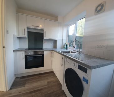 2 bedroom terrace cottage in the heart of Old Bromley, BR1 3TJ - Photo 5