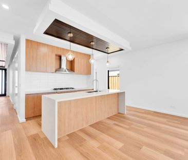 A a stunning brand new 4-bedroom house designed for comfortable liv... - Photo 2