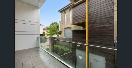 Modern Elegance in the Esteemed Malvern Grove Complex - Photo 4