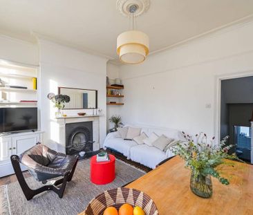 2 bedroom maisonette to rent - Photo 2