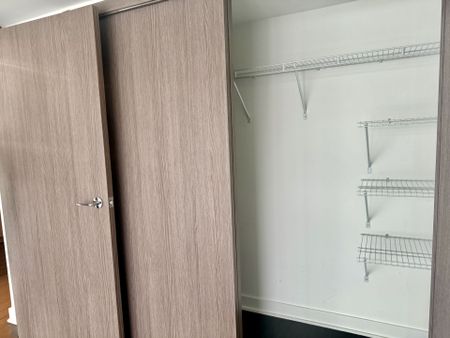 For Lease - 17 Bathurst Street Unit# 2305, Toronto, Ontario - Photo 4