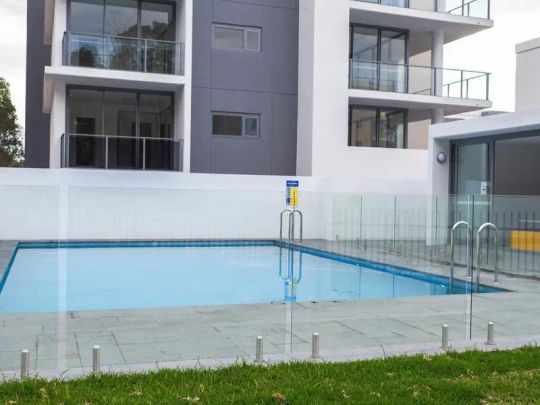 “Light and Modern two bedroom apartment. Application approved” - Photo 1