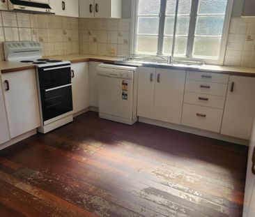 15 Ocean Street, QLD 4655, Torquay - Photo 4