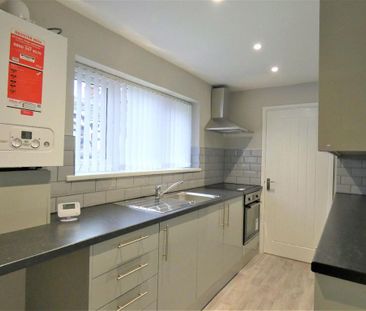 2 bedroom terraced house to rent - Photo 5