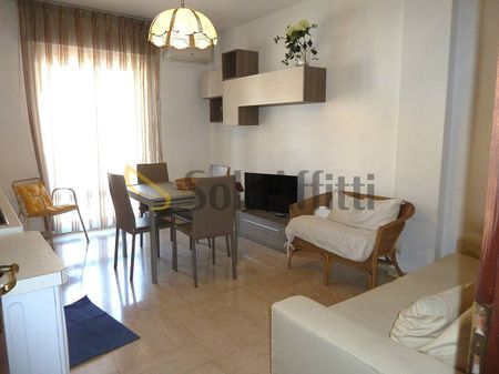 Trilocale via Martiri della Libertà 12, Centro Storico, Sanremo - Photo 3