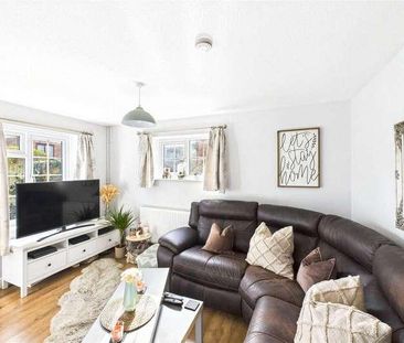 St. Benedicts Close, Aldershot, Hampshire, GU11 - Photo 1