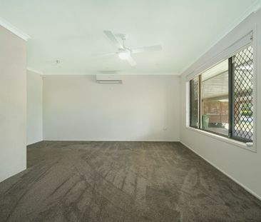 Modern Family Home with Double Garage & Spacious Living - Photo 4