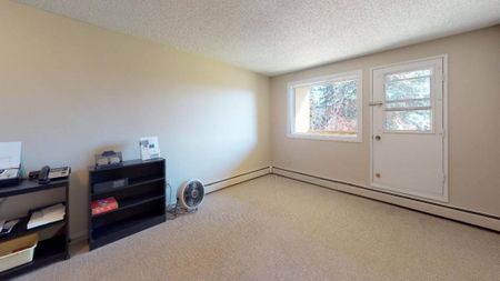 Anderson Avenue West Apartment Rentals - Photo 4