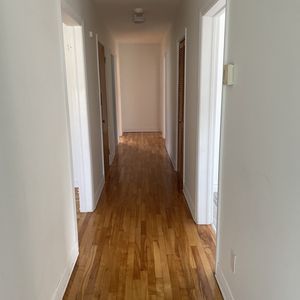 5 1/2 , Immeuble 50 Ans Et + - Photo 3