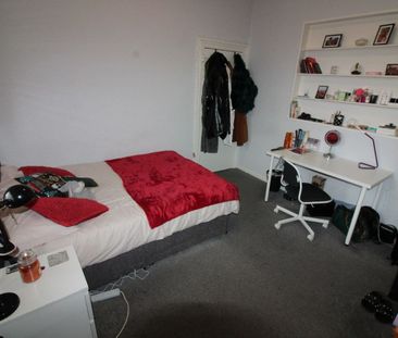 St Marks Road, Preston - Photo 5