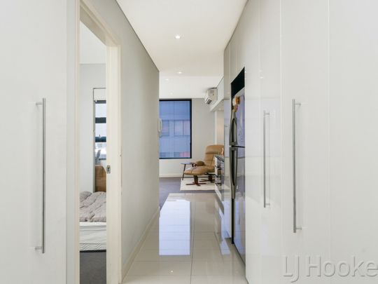 13/101 Murray Street, PERTH - Photo 1