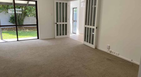 Big Beauty on Brixton! - Photo 3