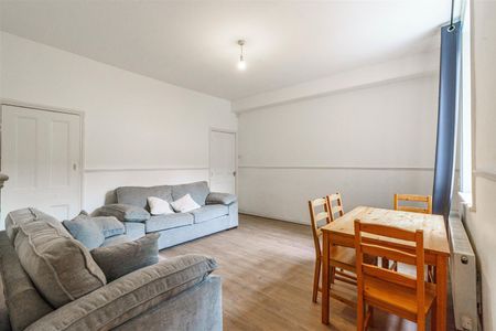 4 bed terraced house to rent in Ninth Avenue, Newcastle Upon Tyne, NE6 - Photo 2