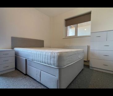2 Bed Flat, Hurst St, L1 - Photo 6
