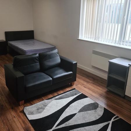 Studio to rent - Photo 5