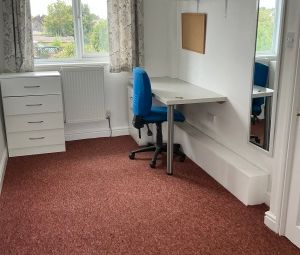 39, Eastfield Crescent - Photo 5