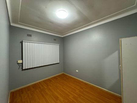 Well Presented Three Bedroom Home&excl; - Photo 2