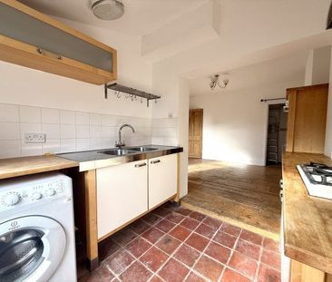 Howards Grove, Southampton - Photo 3