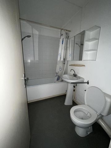 Location Appartement 1 pièce 27m² ANGERS 49100 - Photo 4