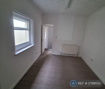 2 bedroom maisonette to rent - Photo 1