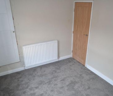 2 bedroom detached house to rent - Photo 5