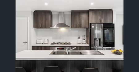 IDEAL FAMILY HOME (AVAILABLE FROM 5TH DECEMBER) - Photo 3