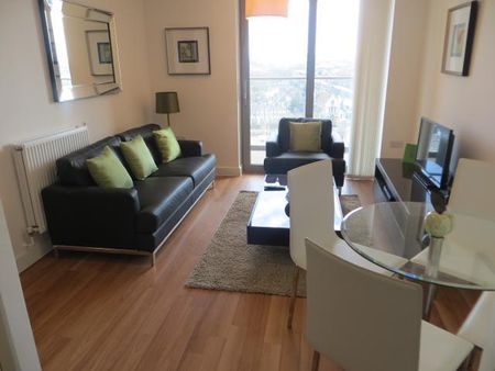 2 bedroom flat to rent - Photo 3