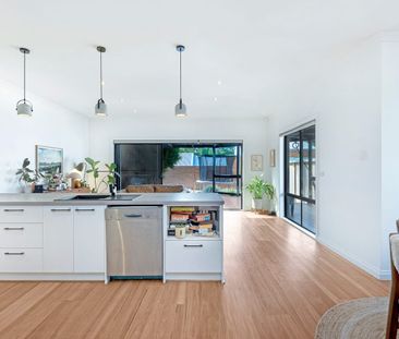 Low-Maintenance Living with Comfort & Convenience - Photo 5